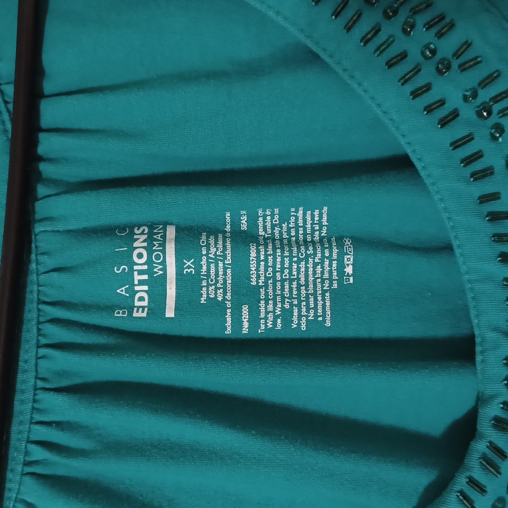 Top - Picture 2 of 4